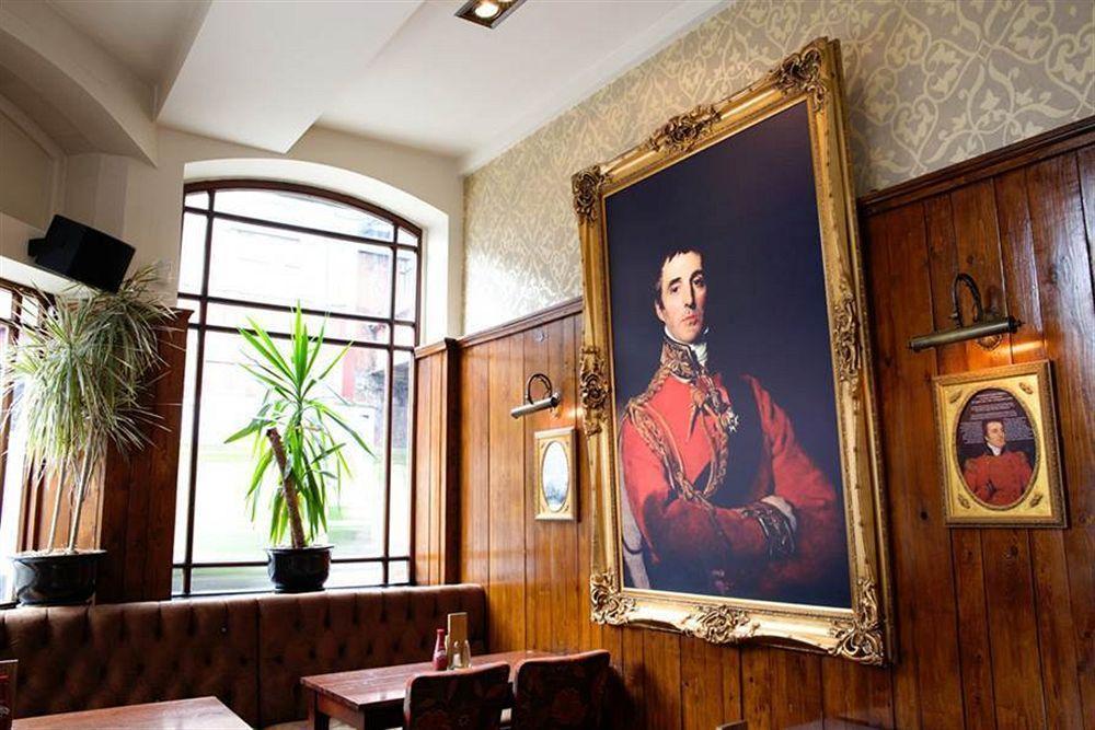 לונדון The Wellington Hotel מראה חיצוני תמונה